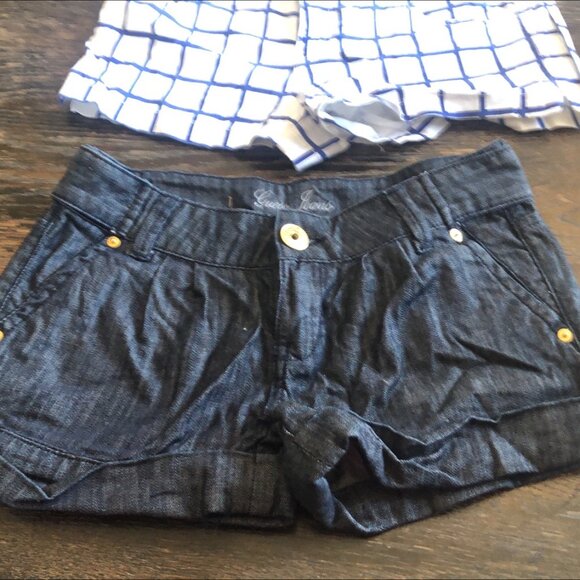GUESS Jean short and White Checkered Jean short both size: 26 - Picture 4 of 5
